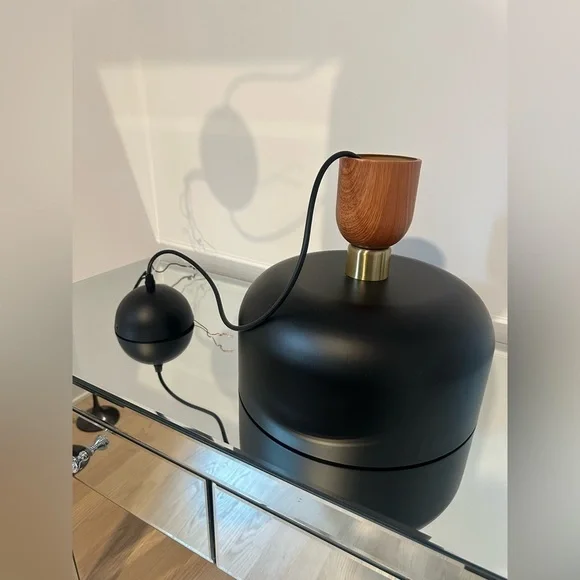 Minimalist Dome pendant light - Picture 4 of 7